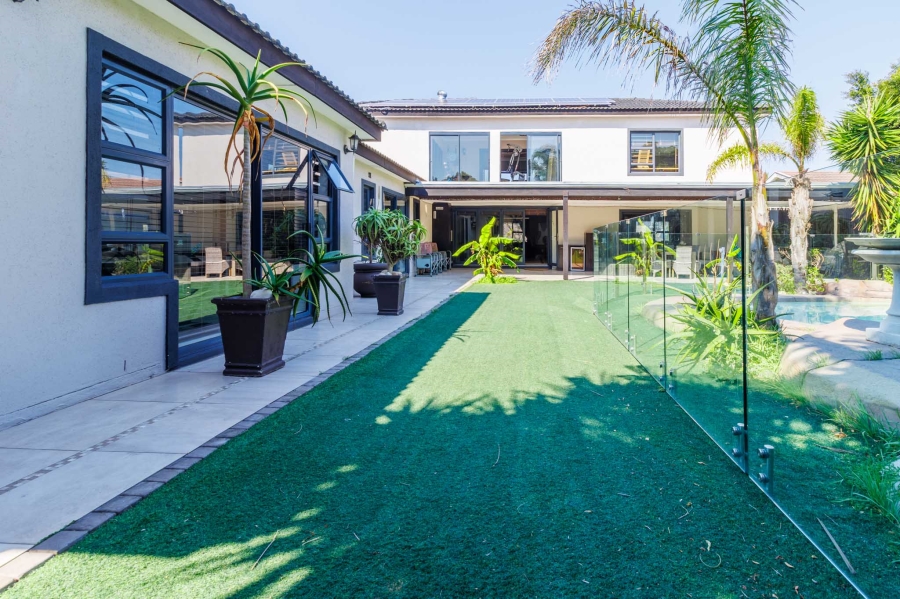 4 Bedroom Property for Sale in Flamingo Vlei Western Cape